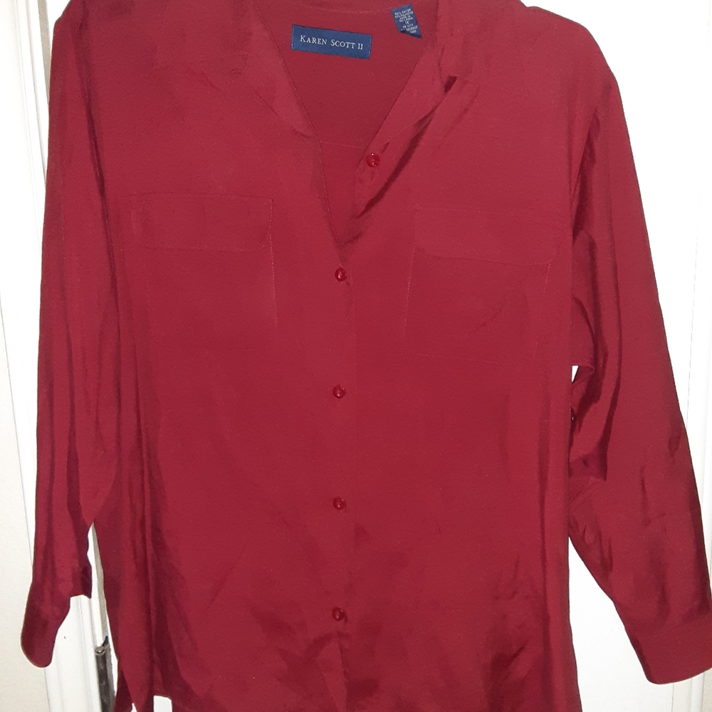 Red/Maroon Button Blouse  cuffs with hip sides slits.